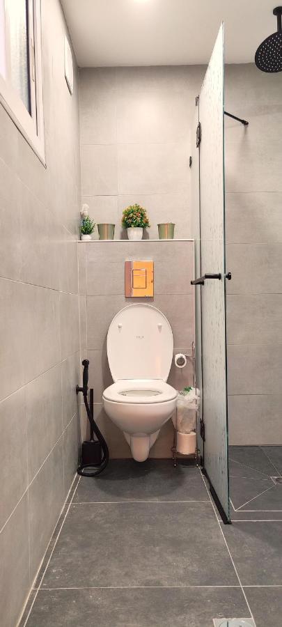 Primrose Boutique Apartment Ashdod Bagian luar foto